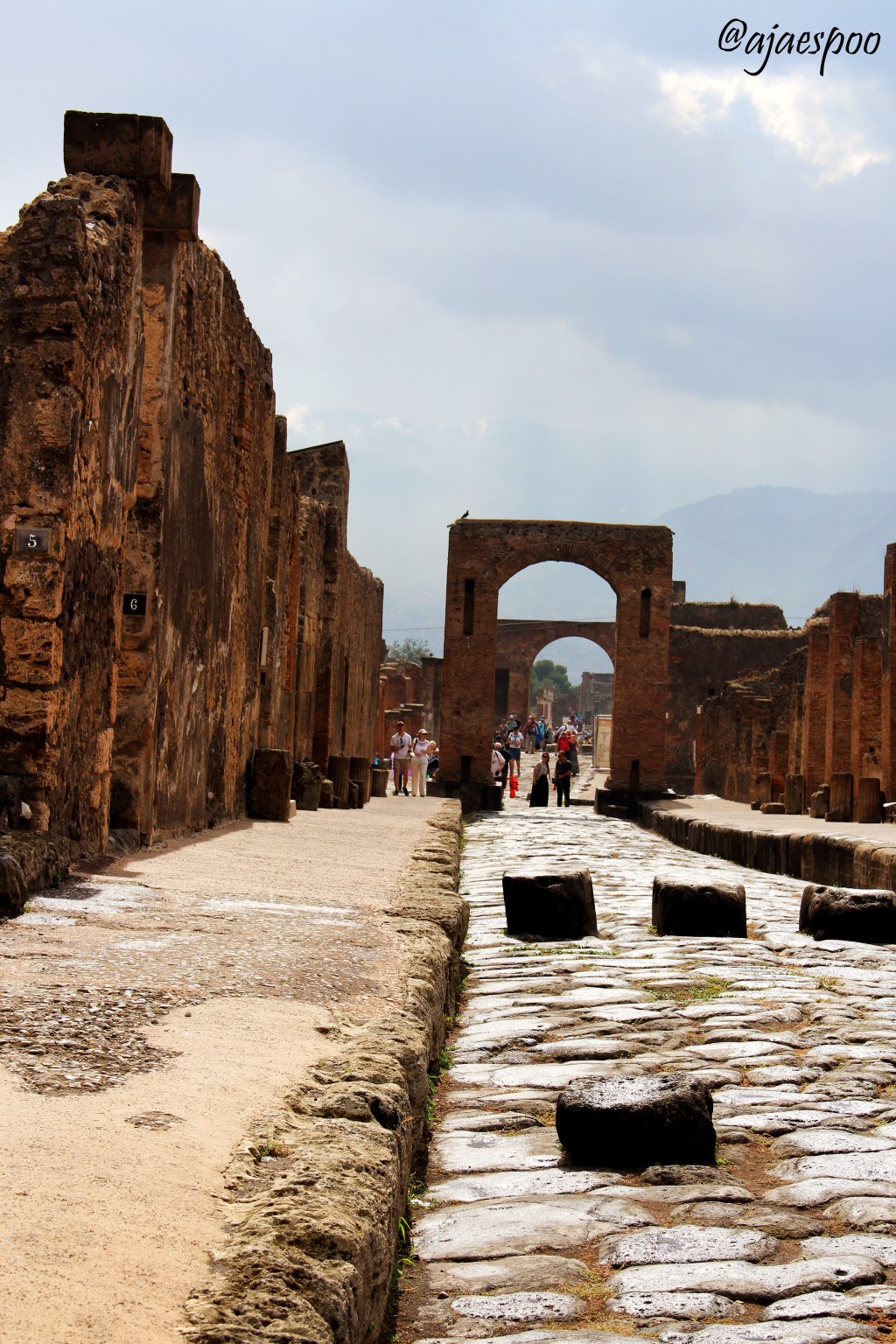 Travel Journal: Italy – Pompeii and&nbsp;Naples