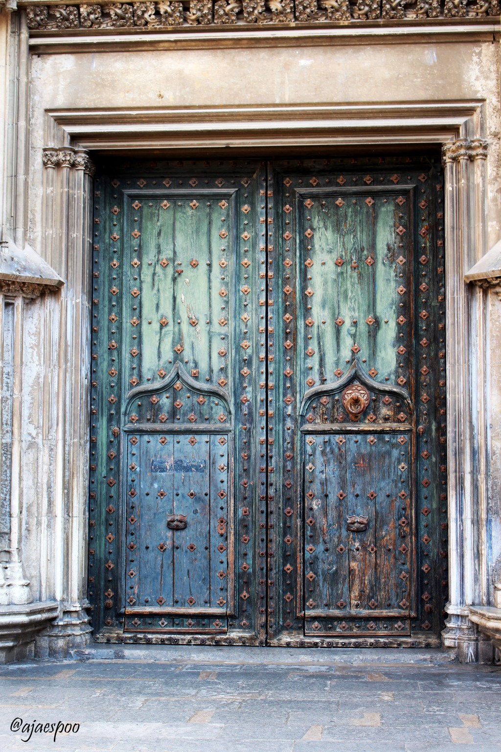 Travel Journal: Doors of Spain